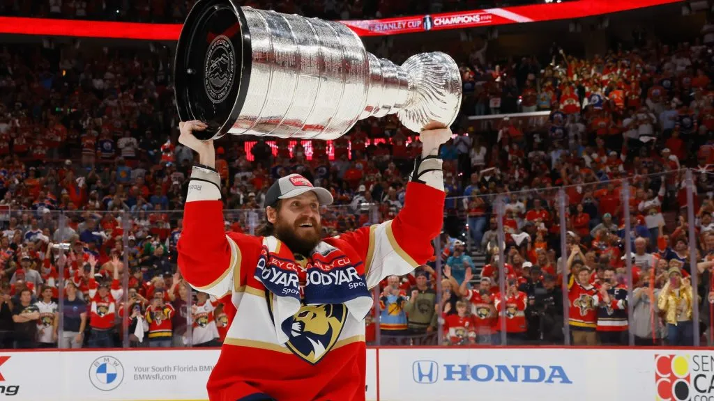 Oliver Ekman-Larsson #91 of the Florida Panthers celebrates with the Stanley Cup following a 2-1 victory over the Edmonton Oilers in Game Seven of the 2024 NHL Stanley Cup Final. (Source: Bruce Bennett/Getty Images)