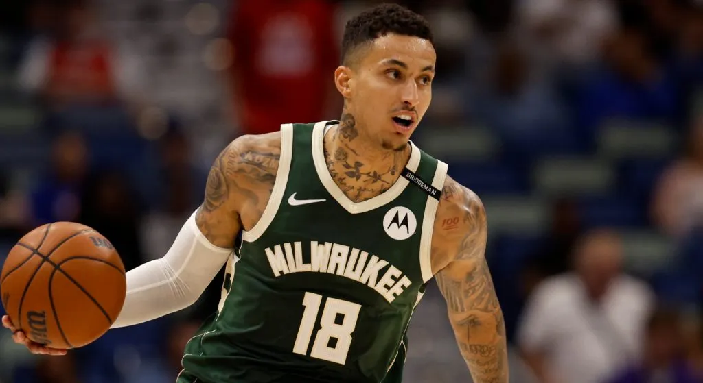 Kyle Kuzma playing against New Orleans Pelicans