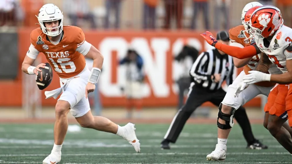 Arch Manning Texas Longhorns