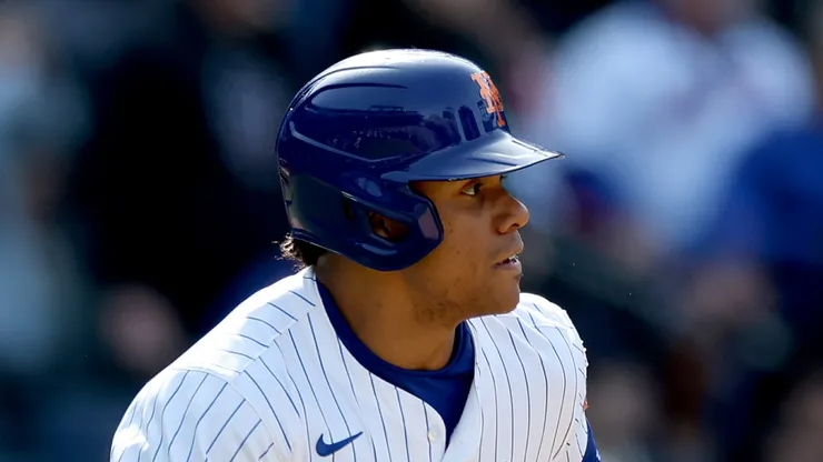 Juan Soto #22 of the New York Mets hits a 2RBI double in the eighth inning against the St. Louis Cardinals at Citi Field on April 20, 2025 in the Flushing neighborhood of the Queens borough of New York City. The New York Mets defeated the St. Louis Cardinals 7-4.