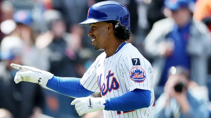 Francisco Lindor #12 of the New York Mets celebrates his solo home run in the first inning against the St. Louis Cardinals at Citi Field on April 20, 2025 in the Flushing neighborhood of the Queens borough of New York City.