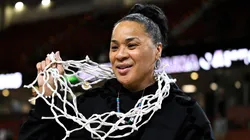 Head coach Dawn Staley of the South Carolina Gamecocks