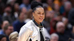 Head coach Dawn Staley of the South Carolina