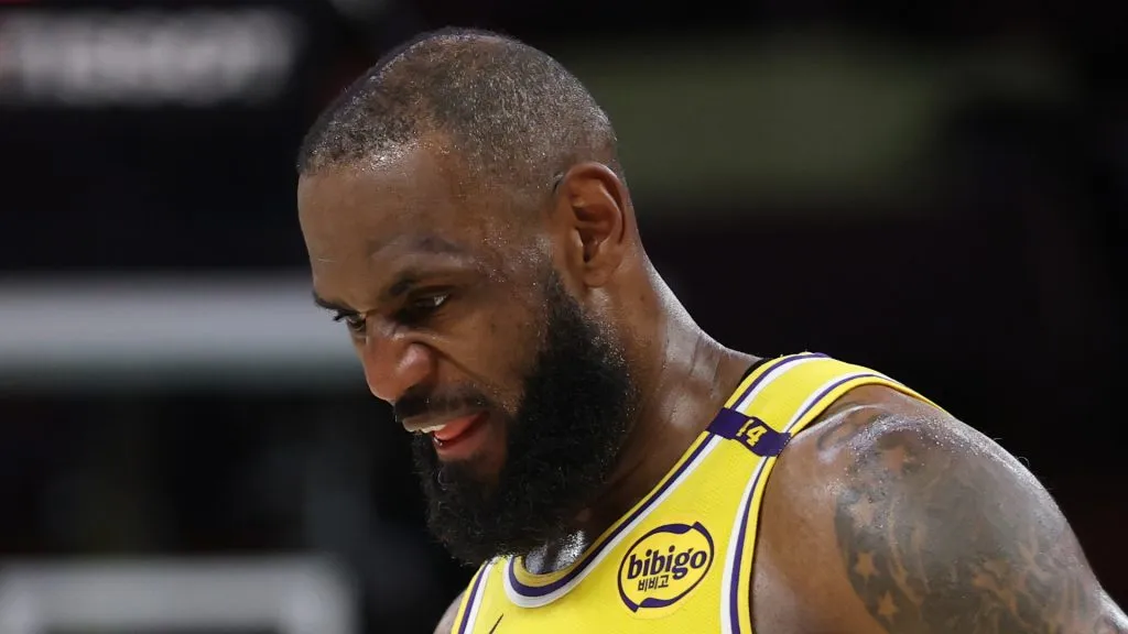 LeBron James #23 of the Los Angeles Lakers reacts during a game vs the Timberwolves
