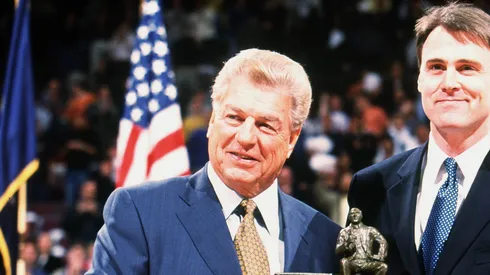 Chuck Daly in Basketball Herren NBA 2002, Playoffs, Playoff, Play Offs, Off, Detroit Pistons Gruppe Detroit
