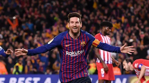 Lionel Messi of Barcelona celebrates after scoring his team's second goal during the La Liga match between FC Barcelona and Club Atletico de Madrid
