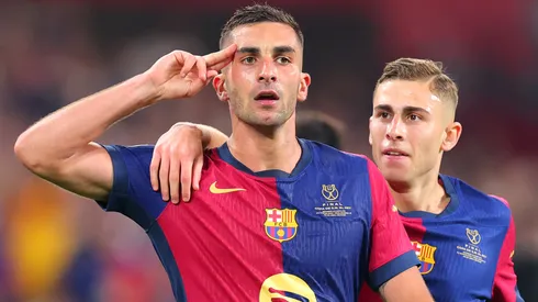 Ferran Torres of FC Barcelona celebrates scoring his team's second goal during the Copa del Rey Final match between FC Barcelona and Real Madrid at Estadio de La Cartuja on April 26, 2025 in Seville, Spain.