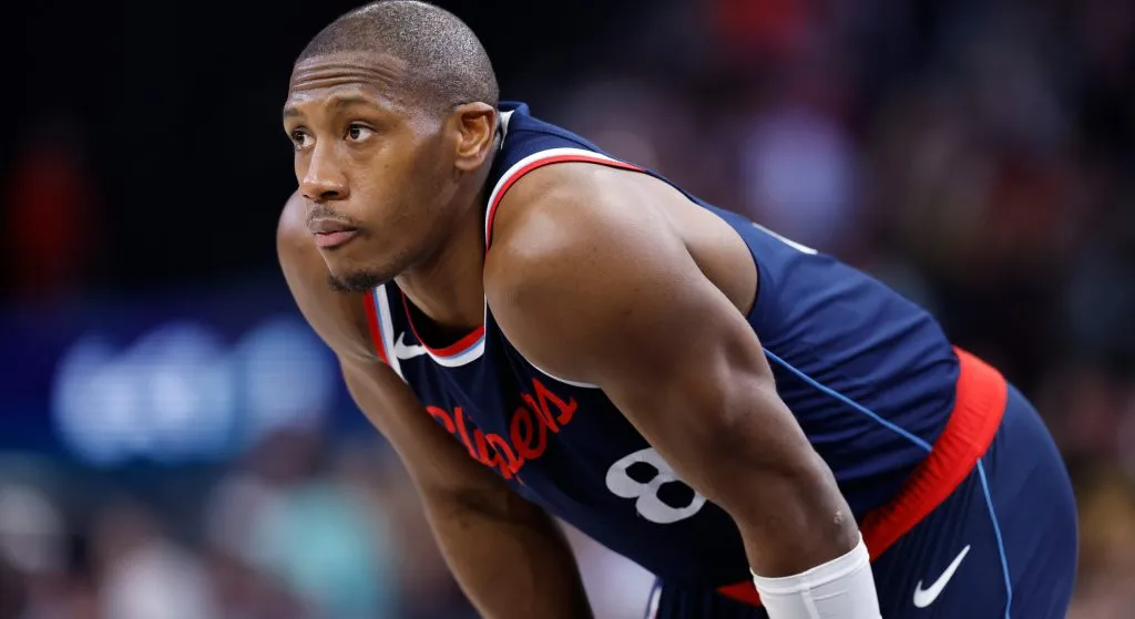 Kriss Dunn playing at the Intuit Dome