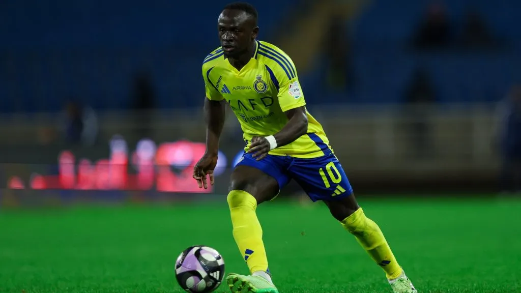 Sadio Mane of Al Nassr with the ball during the Saudi Pro League match between Al Raed and Al Nassr at King Abduallah bin Abdualaziz Sport City on January 30, 2025. (Source: Yasser Bakhsh/ Getty Images)