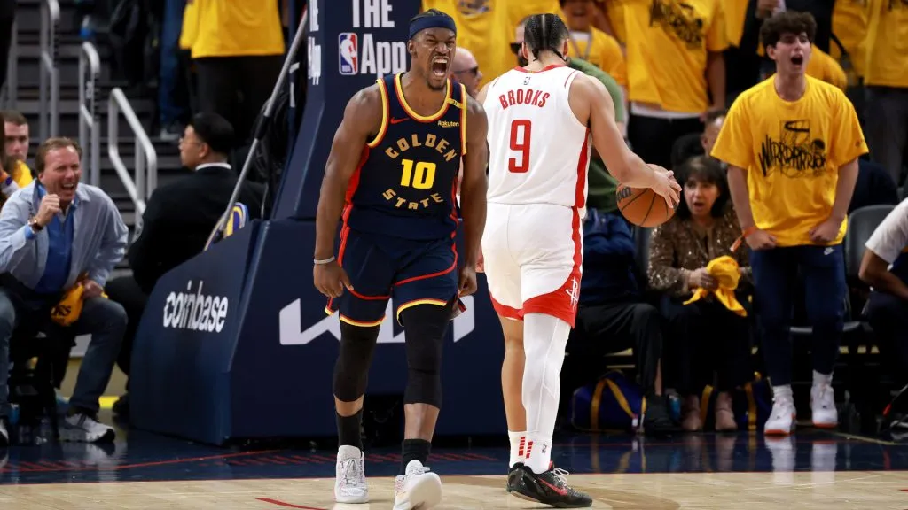 Jimmy Butler III #10 of the Golden State Warriors reacts after making a basket against the Houston Rockets in Game Four of the NBA Playoffs. (Ezra Shaw/Getty Images)