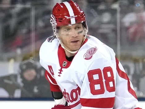 Red Wings GM Steve Yzerman drops truth bomb on Patrick Kane's future in Detroit