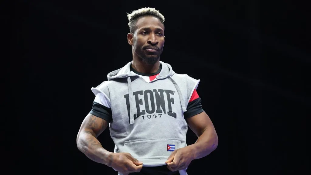 William Scull trains during the media workout ahead of his IBF, WBC and WBO World Super Middleweight titles fight against Canelo Alvarez on April 30, 2025. (Source: Richard Pelham/Getty Images)
