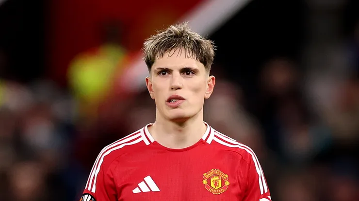Alejandro Garnacho of Manchester United looks on during the UEFA Europa League 2024/25