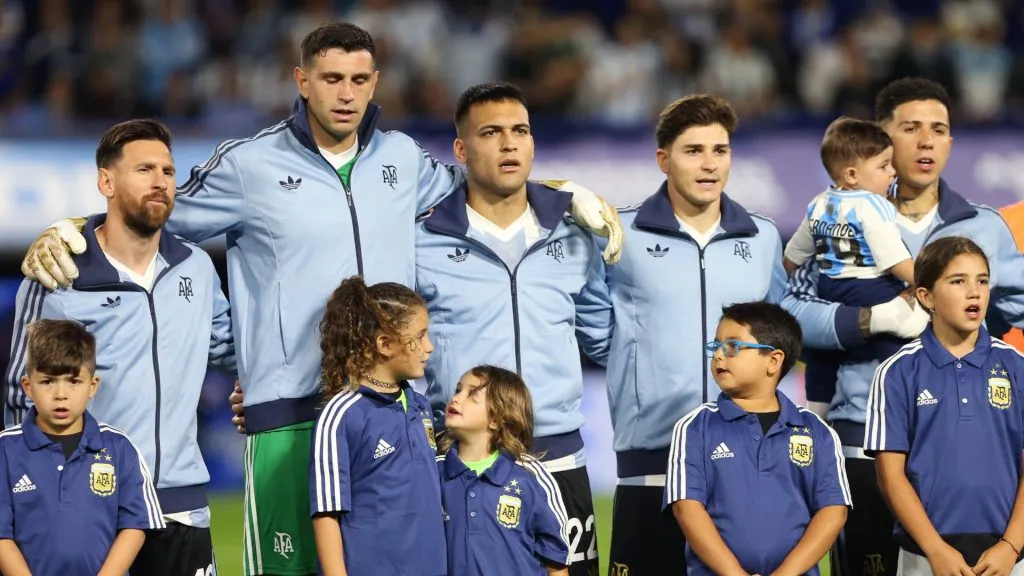 Lionel Messi, Emiliano Martínez, Lautaro Martinez, Julian Alvarez and Enzo Fernández of Argentina line up for the national anthem. (Daniel Jayo/Getty Images)