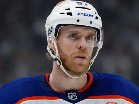 Connor McDavid downplays his NHL record with the Oilers to send a message to a key teammate after win vs Stars