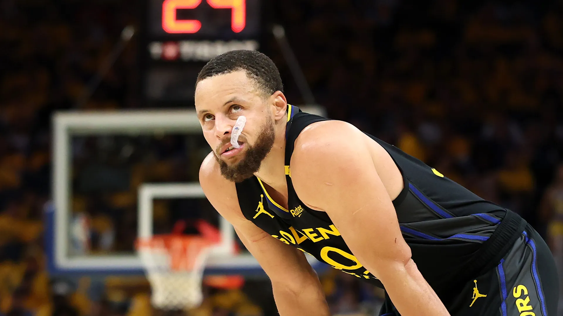 Stephen Curry looks disappointed