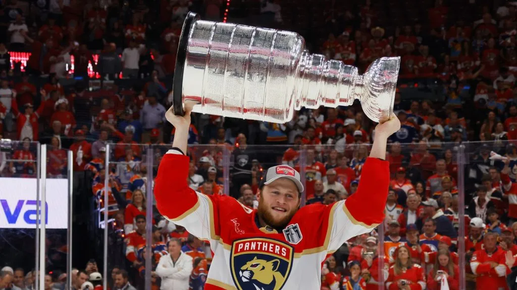 Steven Lorentz #18 of the Florida Panthers celebrates with the Stanley Cup following a 2-1 victory over the Edmonton Oilers in Game Seven of the 2024 NHL Stanley Cup Final at Amerant Bank Arena on June 24, 2024 in Sunrise, Florida.