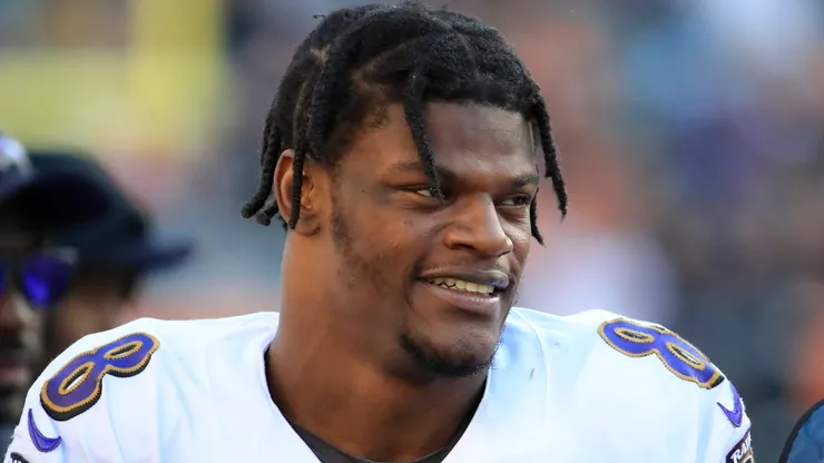 Lamar Jackson #8 of the Baltimore Ravens watches the action during the game against the Cincinnati Bengals at Paul Brown Stadium on November 10, 2019 in Cincinnati, Ohio.