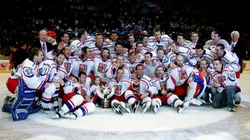 The Czech Republic team celebrates their win over Canada in the IIHF World Men's Championships gold medal game at the Wiener Stadthalle on May 15, 2005.