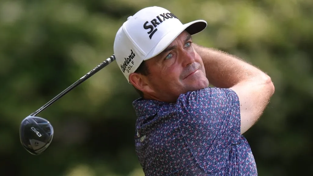Keegan Bradley of the United States plays his shot from the sixth tee during the final round of the RBC Heritage 2025 at Harbour Town Golf Links on April 20, 2025. (Source: Andrew Redington/Getty Images)
