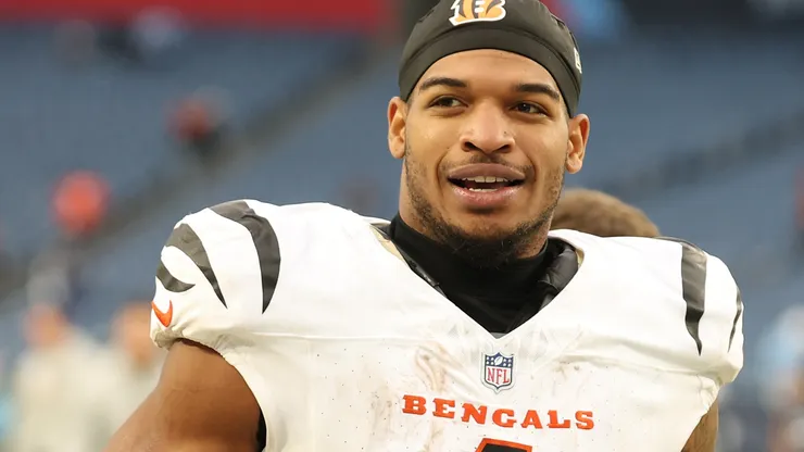 Ja'Marr Chase #1 of the Cincinnati Bengals jogs off the field after his team's 37-27 win against the Tennessee Titans at Nissan Stadium on December 15, 2024 in Nashville, Tennessee.