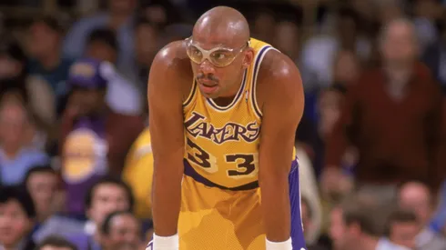 Kareem Abdul-Jabbar playing for the Los Angeles Lakers in 1987.
