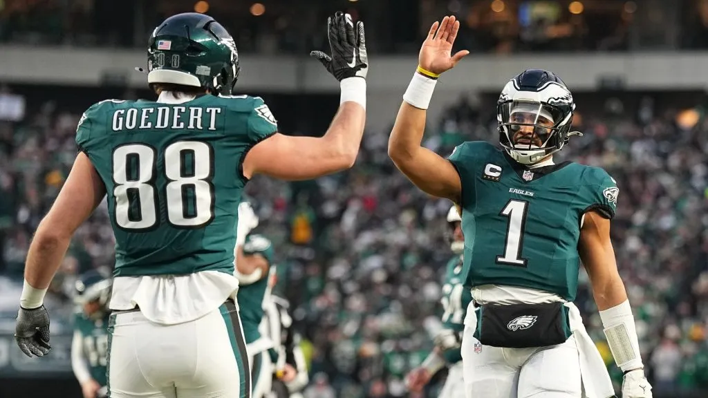 Dallas Goedert Jalen Hurts