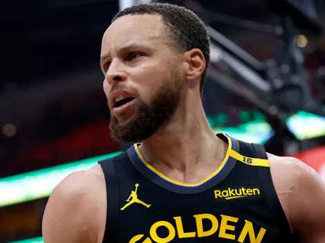 Why is Stephen Curry not playing tonight?