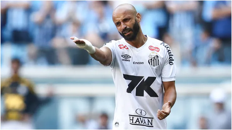 Thaciano of Santos
