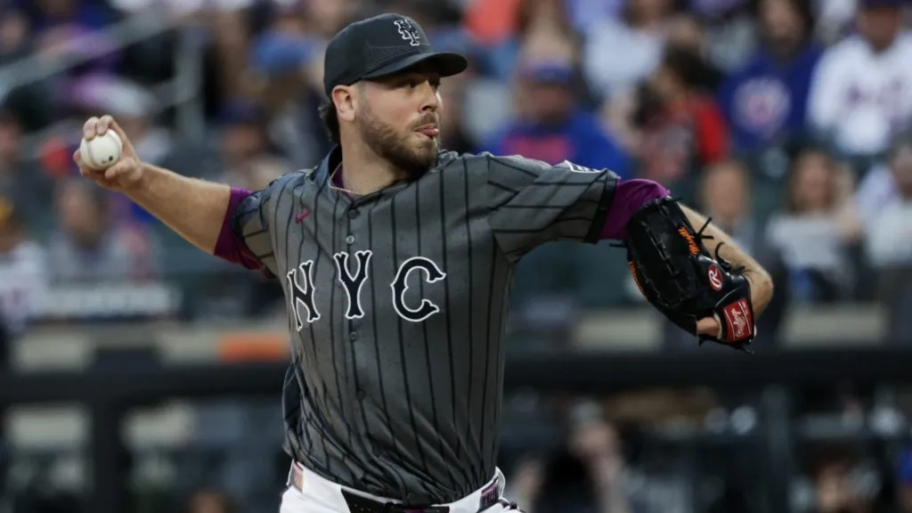 NEW YORK, NEW YORK – MAY 10: Tylor Megill #38 of the New York Mets pitches in the first inning during their game against the Chicago Cubs at Citi Field on May 10, 2025 in New York City. (Photo by Kent J. Edwards/Getty Images)