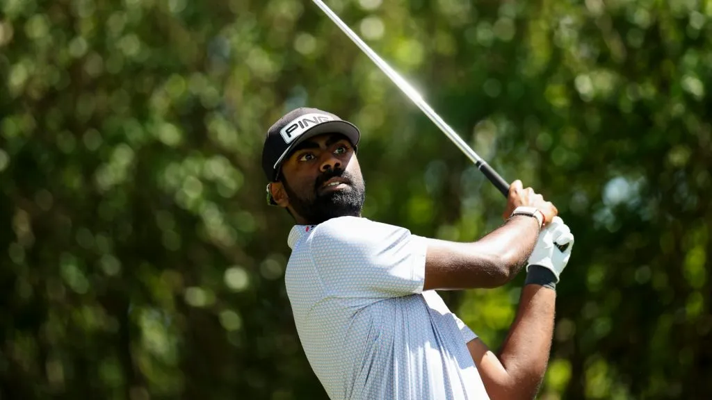 Sahith Theegala hits a tee shot on the third hole during the first round of the Truist Championship 2025 at The Wissahickon at Philadelphia Cricket Club on May 08, 2025. (Source: Emilee Chinn/Getty Images)