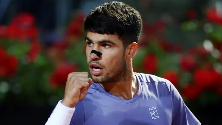 Carlos Alcaraz of Spain celebrates a point against Laslo Djere of Serbia during the Rome Open.