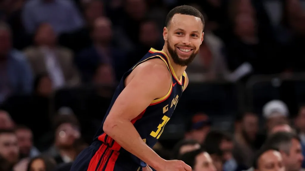 Stephen Curry #30 of the Golden State Warriors reacts to a shot in the first half against the New York Knicks at Madison Square Garden on March 04, 2025. (Source: Elsa/Getty Images)