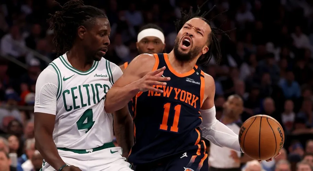 Jalen Brunson #11 of the New York Knicks heads to the net as Jrue Holiday #4 of the Boston Celtics defends in Game Four of the Eastern Conference Second Round NBA Playoffs at Madison Square Garden on May 12, 2025 in New York City. (Photo by Elsa/Getty Images). (Photo by Elsa/Getty Images)