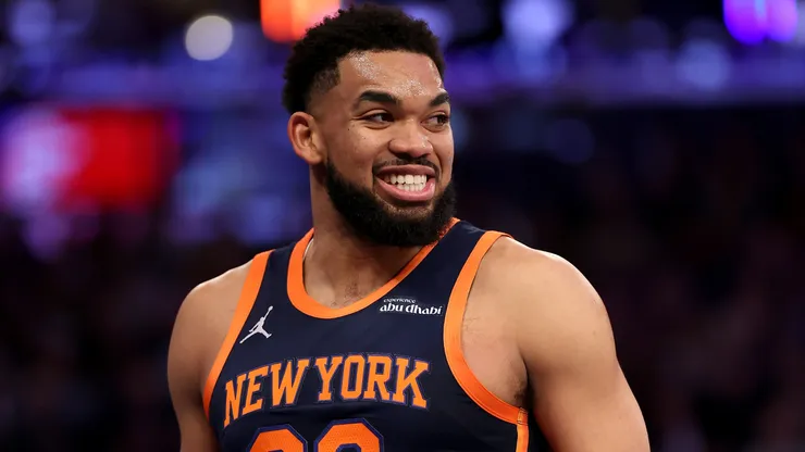 Karl-Anthony Towns #32 of the New York Knicks during a game.