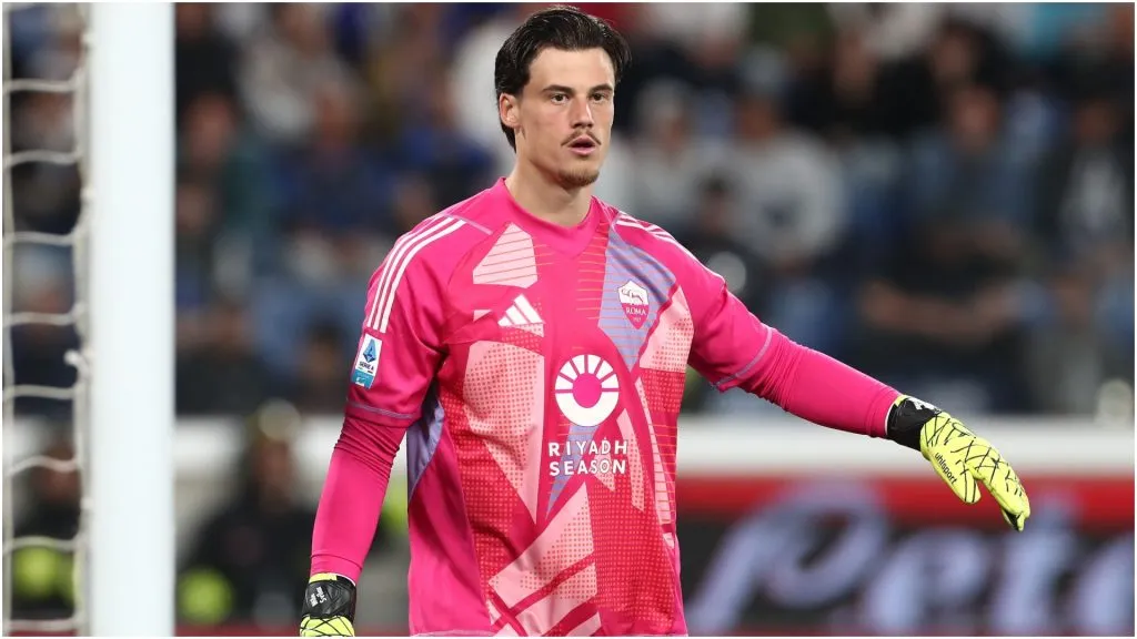 Mile Svilar of AS Roma – Marco Luzzani/Getty Images