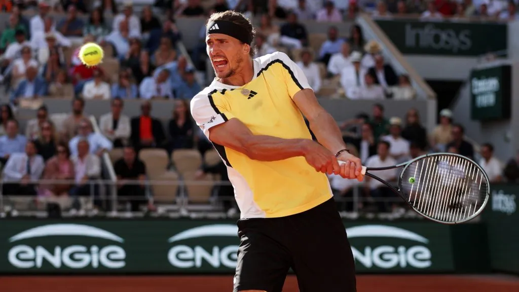 Alexander Zverev of Germany plays a backhand against Carlos Alcaraz of Spain during the Men’s Singles Final match on Day 15 of the 2024 French Open. (Source: Dan Istitene/Getty Images)