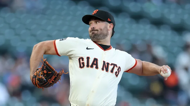 Robbie Ray #38 of the San Francisco Giants pitches against the Kansas City Royals in the first inning at Oracle Park on May 19, 2025 in San Francisco, California.