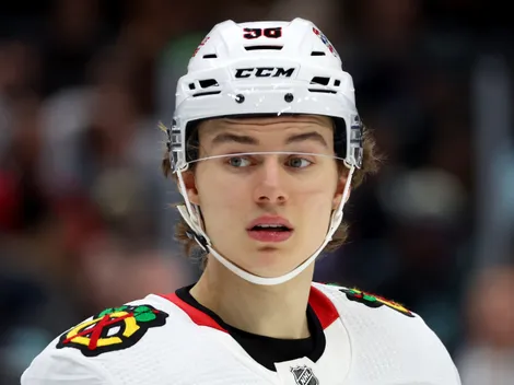 Jets sign former Connor Bedard teammate from the Blackhawks to show strength after Nikolaj Ehlers' exit