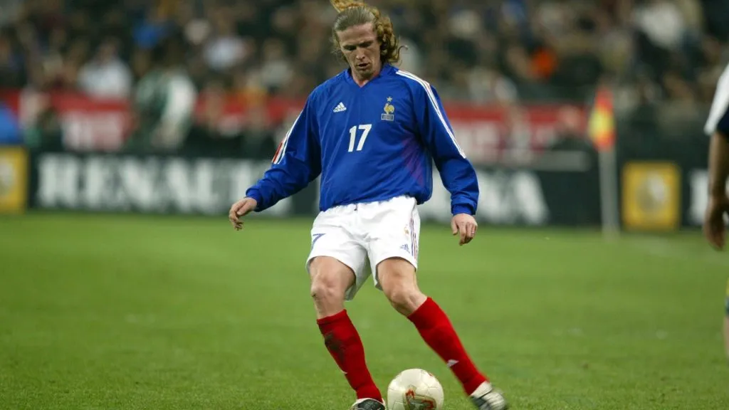 Emmanuel Petit playing for France during the 2002 FIFA World Cup.