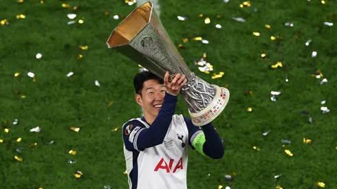 Son Heung-Min lifts the UEFA Europa League trophy after his team's victory in the Final 2025 between Tottenham Hotspur and Manchester United