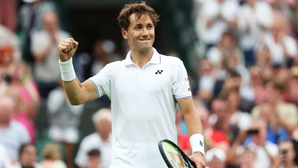 Casper Ruud of Norway celebrates winning match point against Laurent Lokoli of France in the Men’s Singles first round match during day one of The Championships Wimbledon 2023. (Source: Julian Finney/Getty Images)