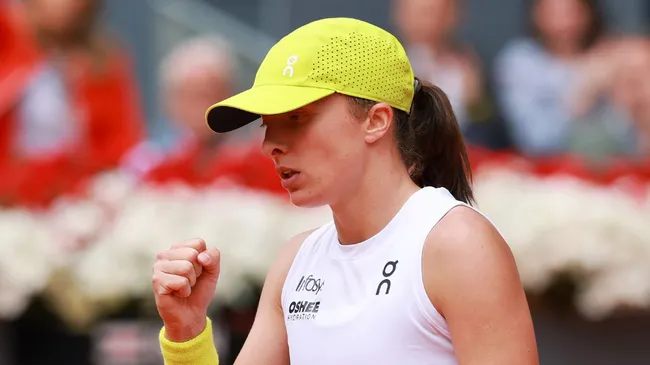 Swiatek is looking for a fifth Roland Garros title (Clive Brunskill/Getty Images)