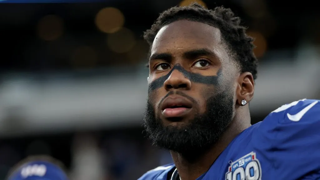 Brian Burns of the Giants