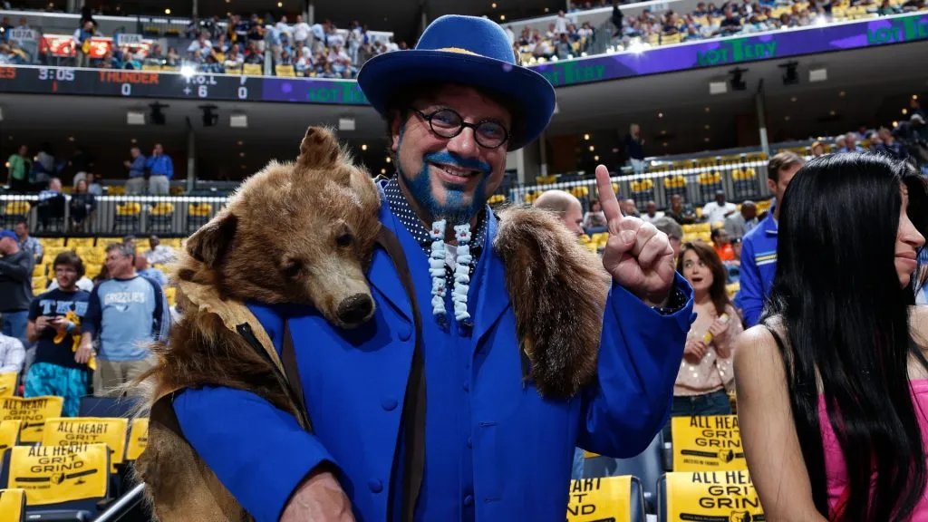 Memphis Grizzlies fans get ready for Game Six of the Western Conference Quarterfinals against the Oklahoma City Thunder during the 2014 NBA Playoffs. (Source: Joe Robbins/Getty Images)