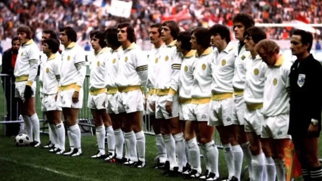 Leeds team line up before the match vs Bayern Munich in the European Cup Final. (Source: Getty Images)
