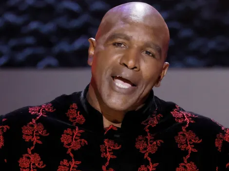 Boxing legend who beat Evander Holyfield predicts winner of Canelo Alvarez vs Terence Crawford