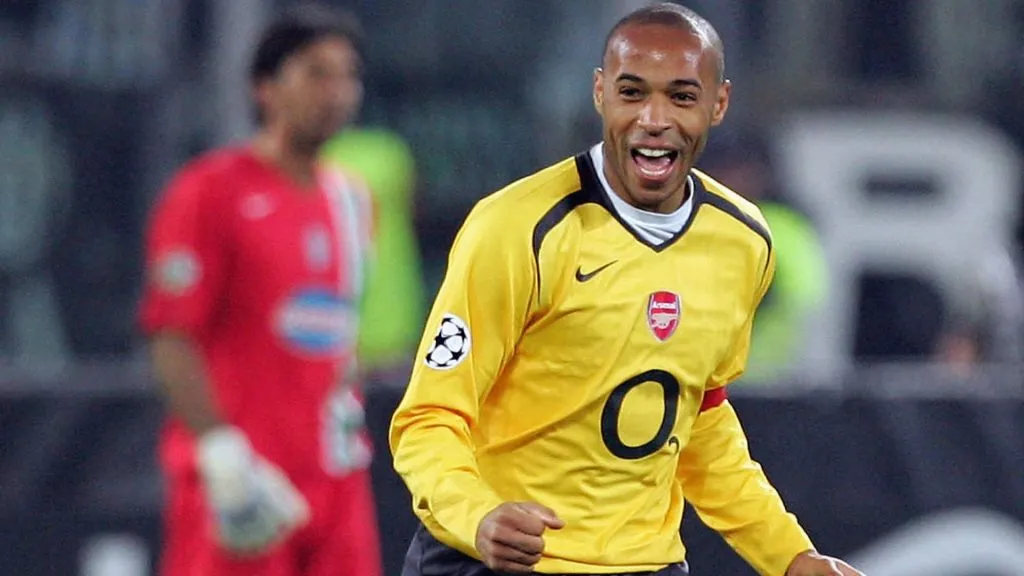 Thierry Henry of Arsenal celebrates on the final whistle after the UEFA Champions League Quarter Final Second Leg match between Juventus and Arsenal in 2006. (Source: Laurence Griffiths/Getty Images)