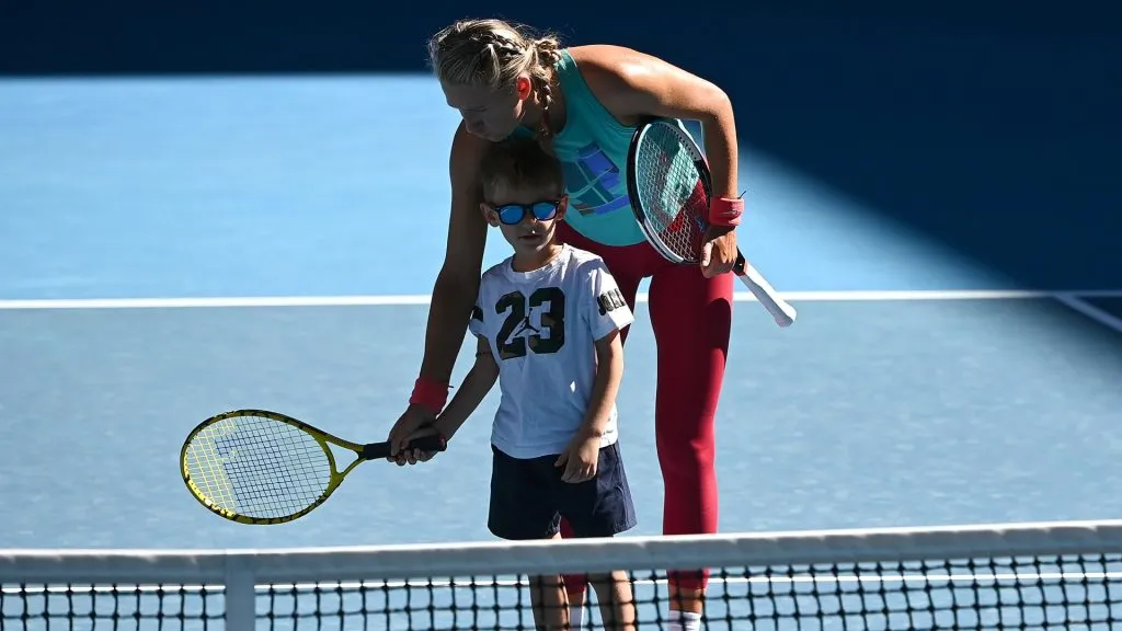 Victoria Azarenka and her son Leo in Australia, 2022 (Getty Images)