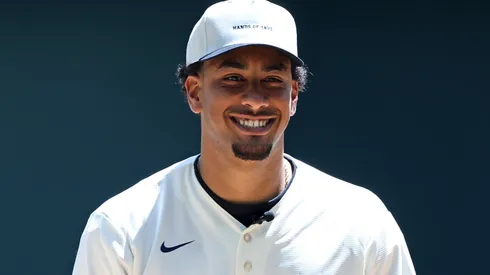 Jordan Love #10 of the Green Bay Packers throws out the ceremonial first pitch prior to a game between the Milwaukee Brewers and the Boston Red Sox at American Family Field on May 26, 2025 in Milwaukee, Wisconsin.